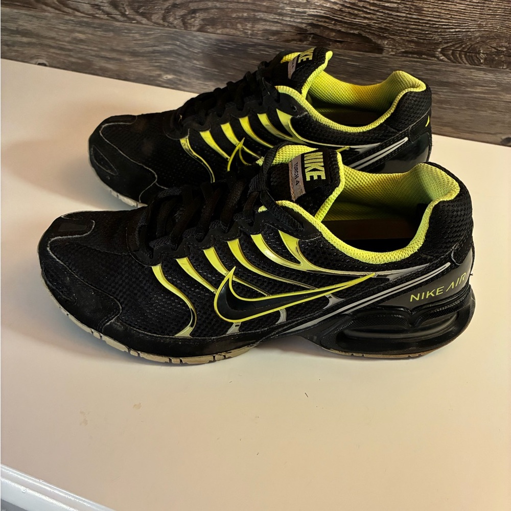Nike Air Men's Black and Neon Green Sneakers